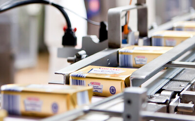 Made in Germany 압축 공기. Ammerland Dairy는 KAESER의 열 회수 기술을 확장합니다.